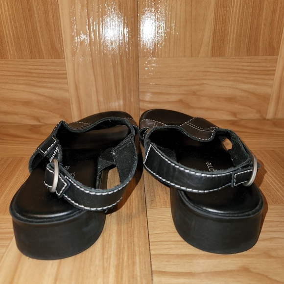Liz Claiborne Flex Open Toe Black Leather Sandals Women's  Size 7.5 M - Picture 3 of 6
